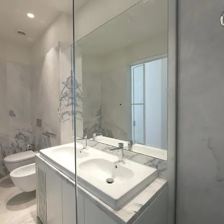 Flh Sa Da Bandeira Luxury * Oporto