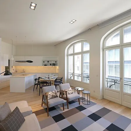 Flh Sa Da Bandeira Luxury *